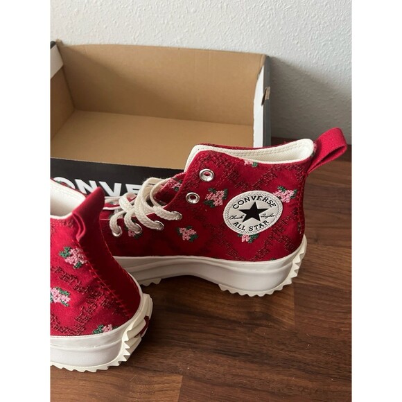 Run Star Hike Platform Rose Cross Stitch Women Converse Run Star Hike Hi Platform Size 7.5 Cross Stitch Roses Days Ahead Red